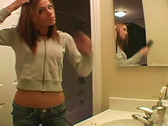 Free Porn Watch Teen  Do Her Hair And Makeup